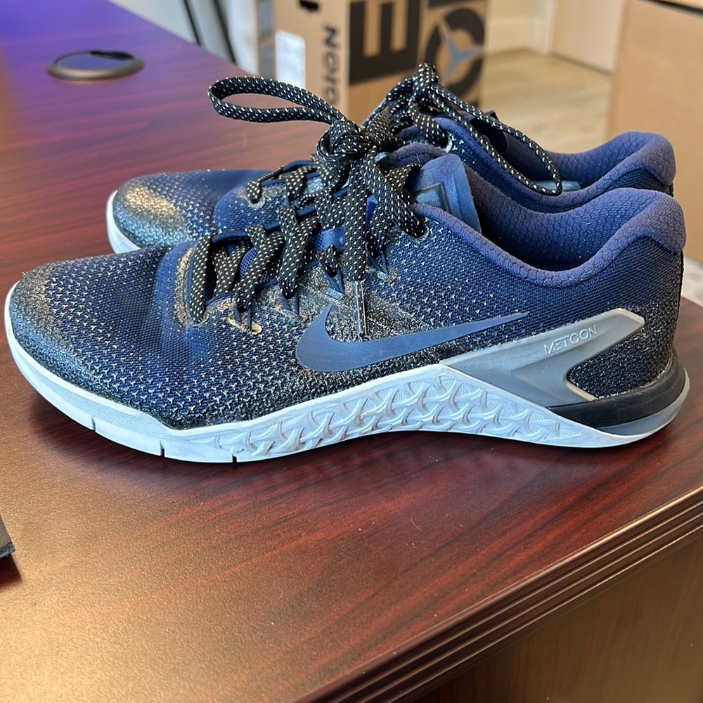 Womens Nike Metcon 8.5 lightly used